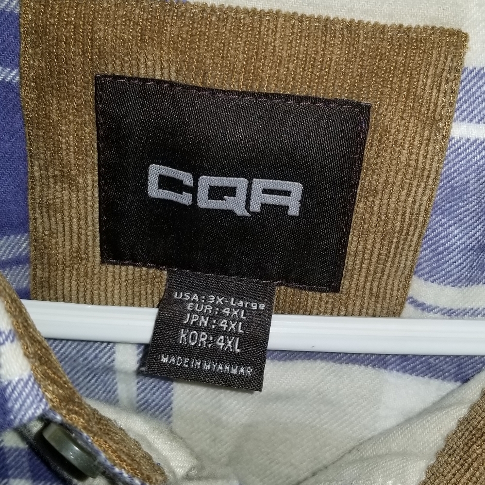 4xl button up